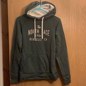 Women’s The North Face hoodie